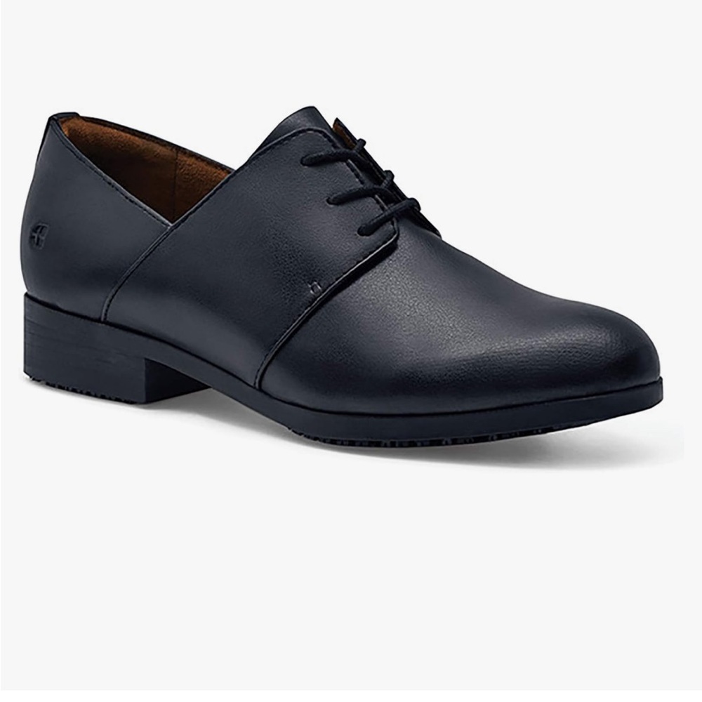 Shoes for Crews women’s work shoes. Non slip.